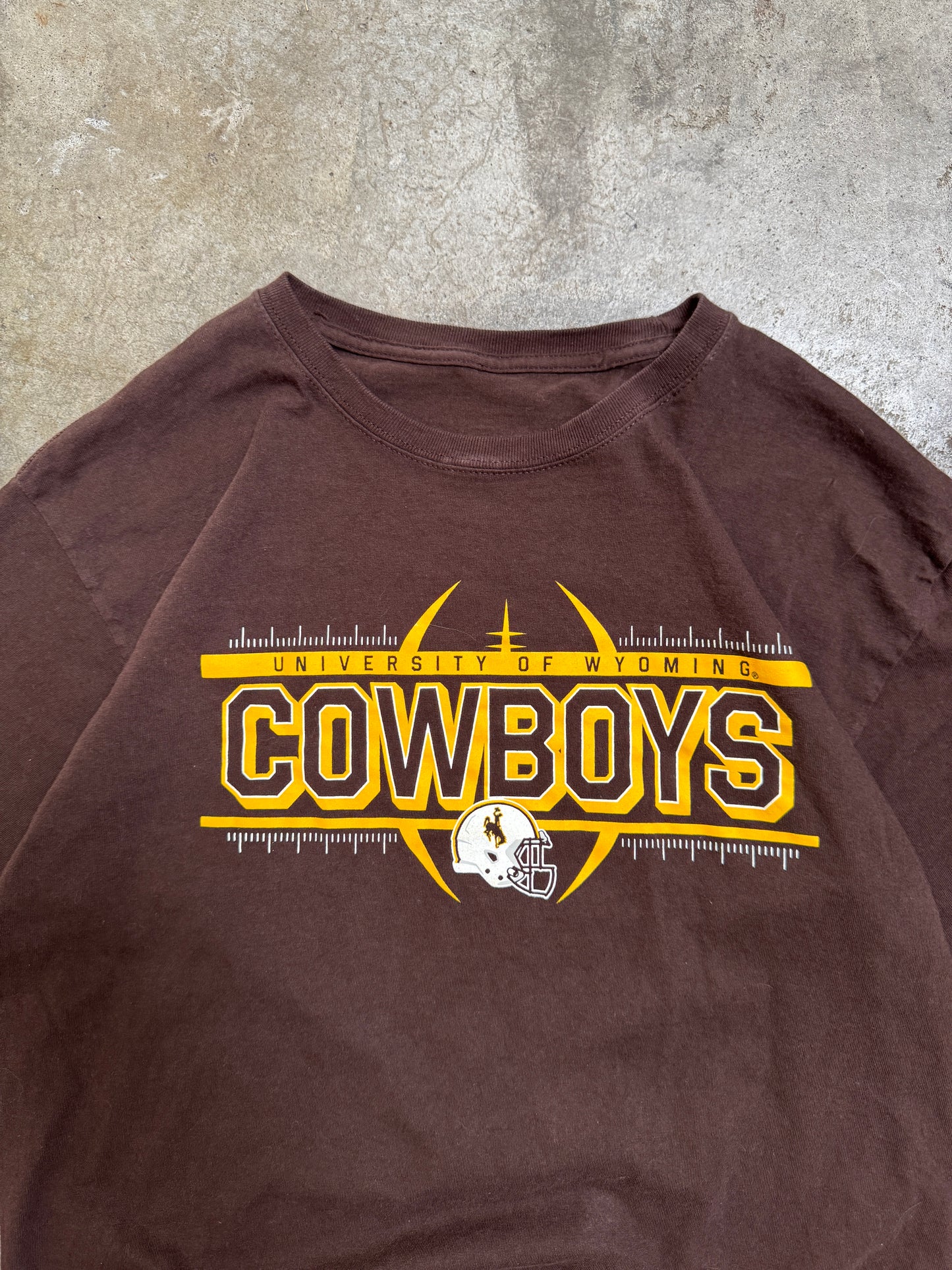 (M) 00s Wyoming Cowboys Tee