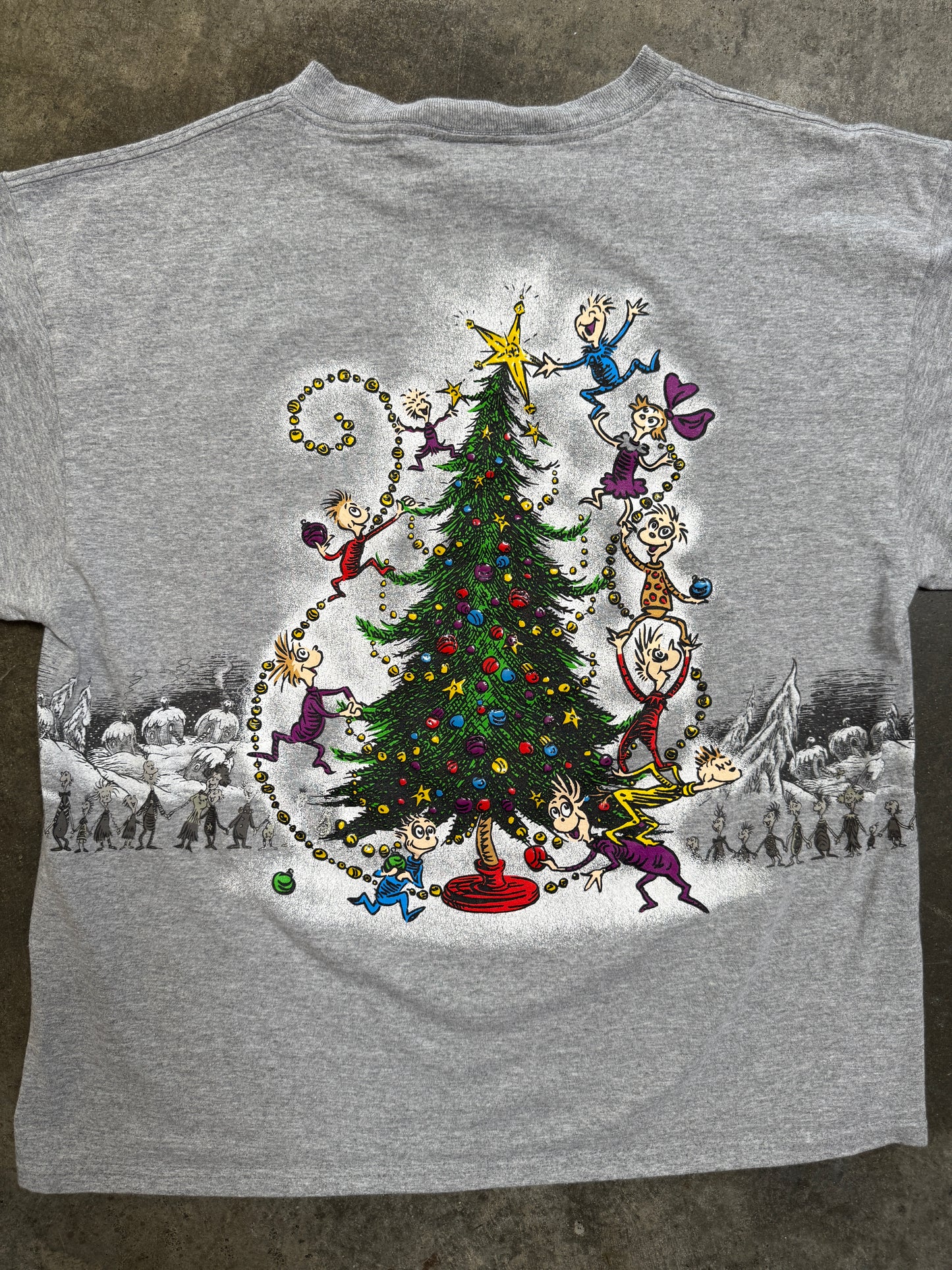 (XL) 2001 'The Grinch' Christmas Tee