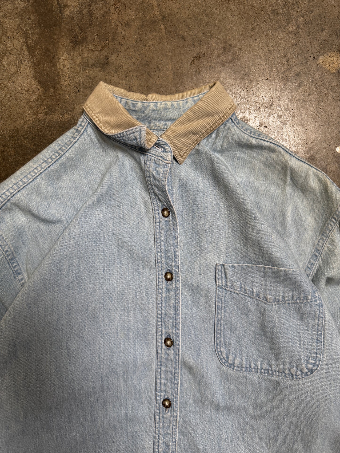 (L) Vintage Woolrich Denim Button-Up