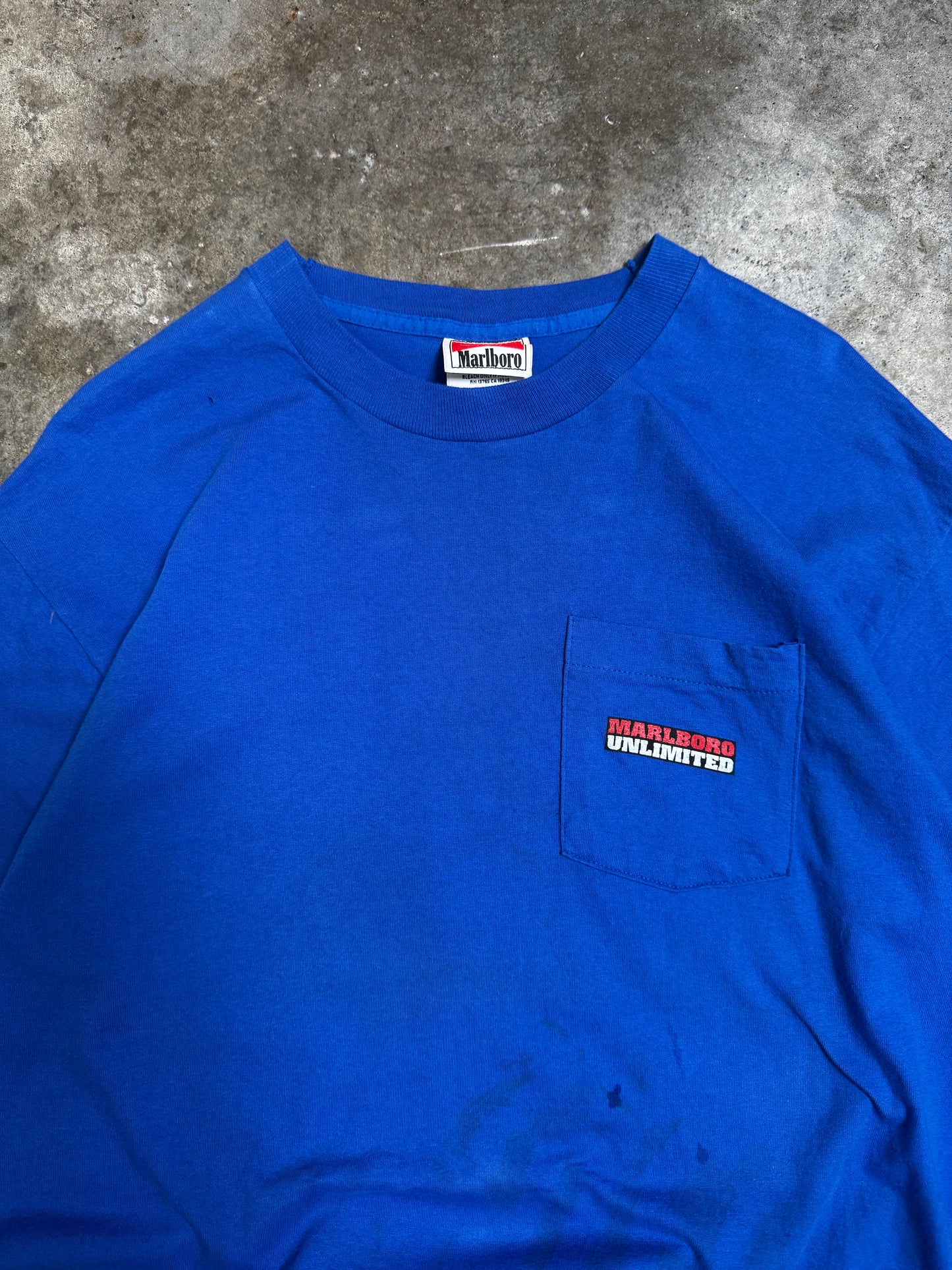 (XL) Vintage Marlboro Pocket Tee