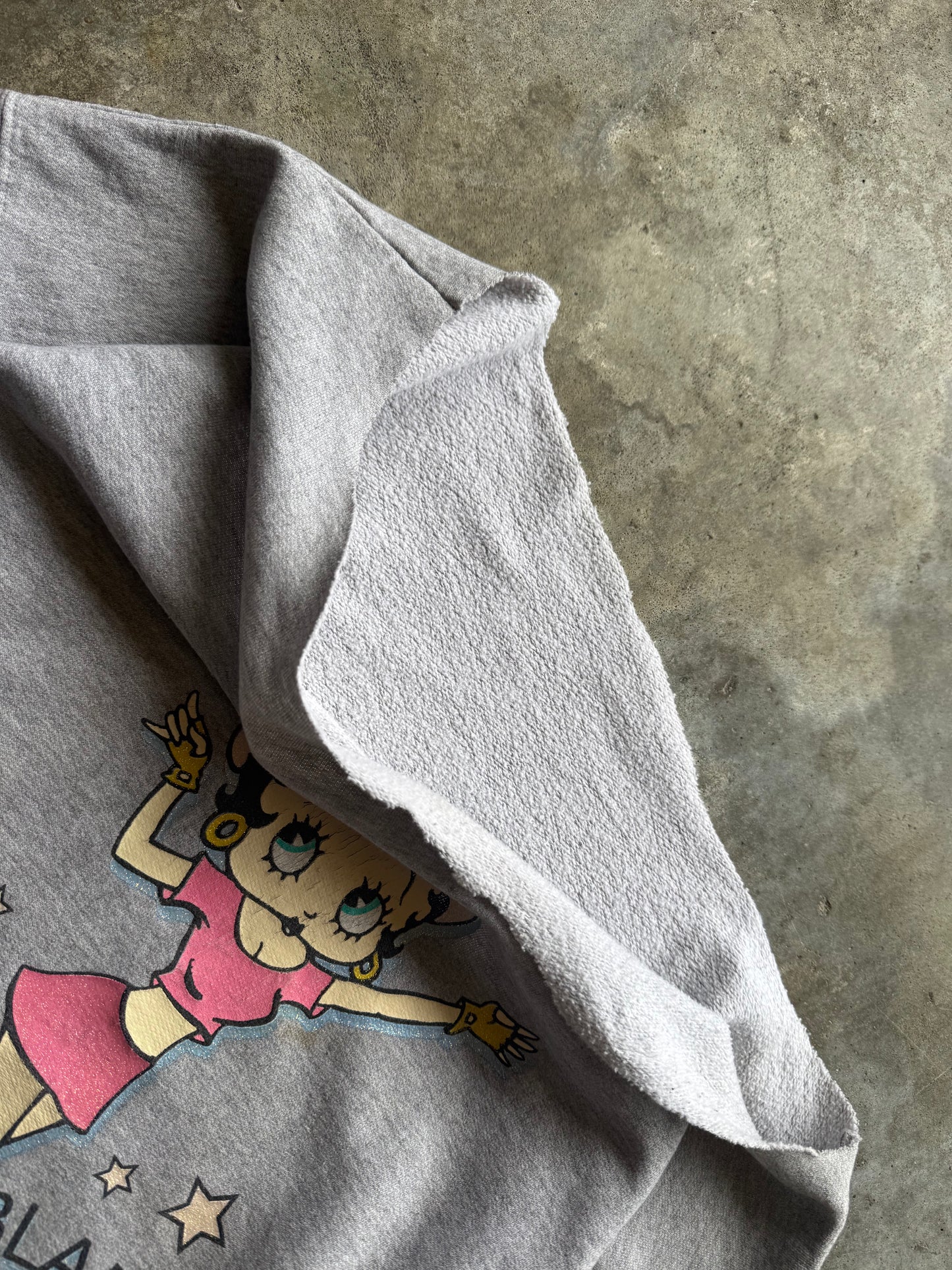 (XL) 00s Betty Boop Skater Chopped Sweatshirt