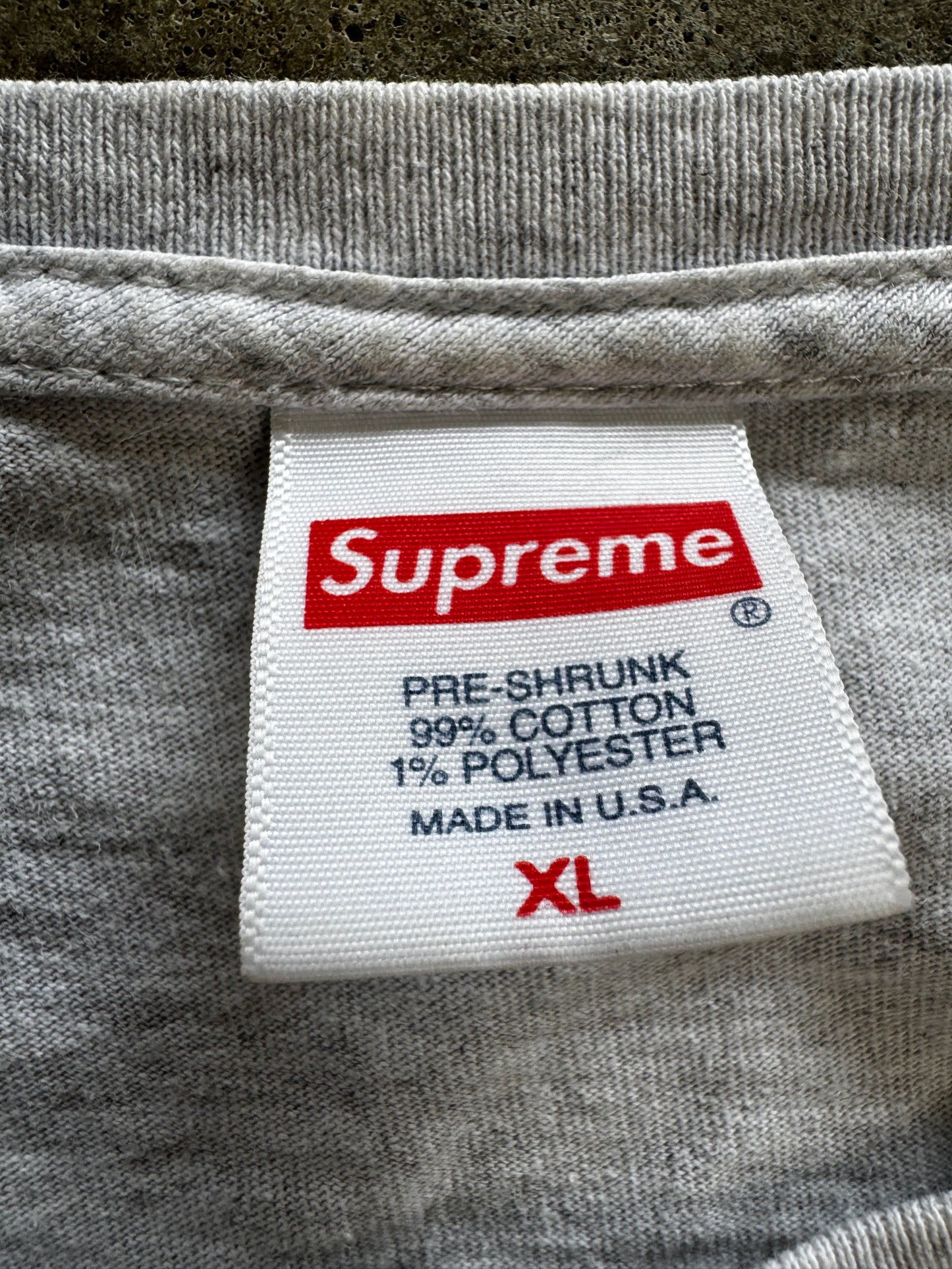 (XL) Supreme Manhattan Tee