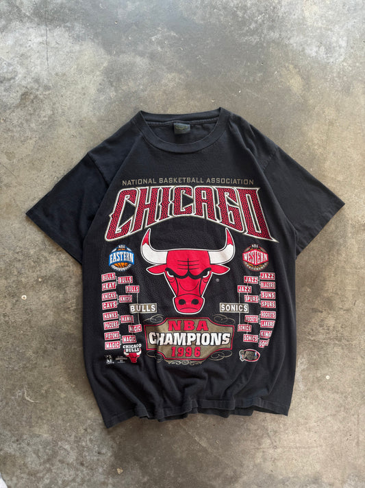 (L) 1996 Bulls Tee
