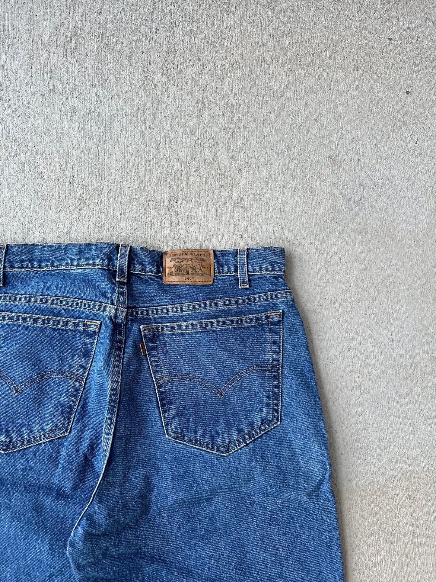 (38 X 34) 1996 Levis 540 Gold Tab Denim Jeans