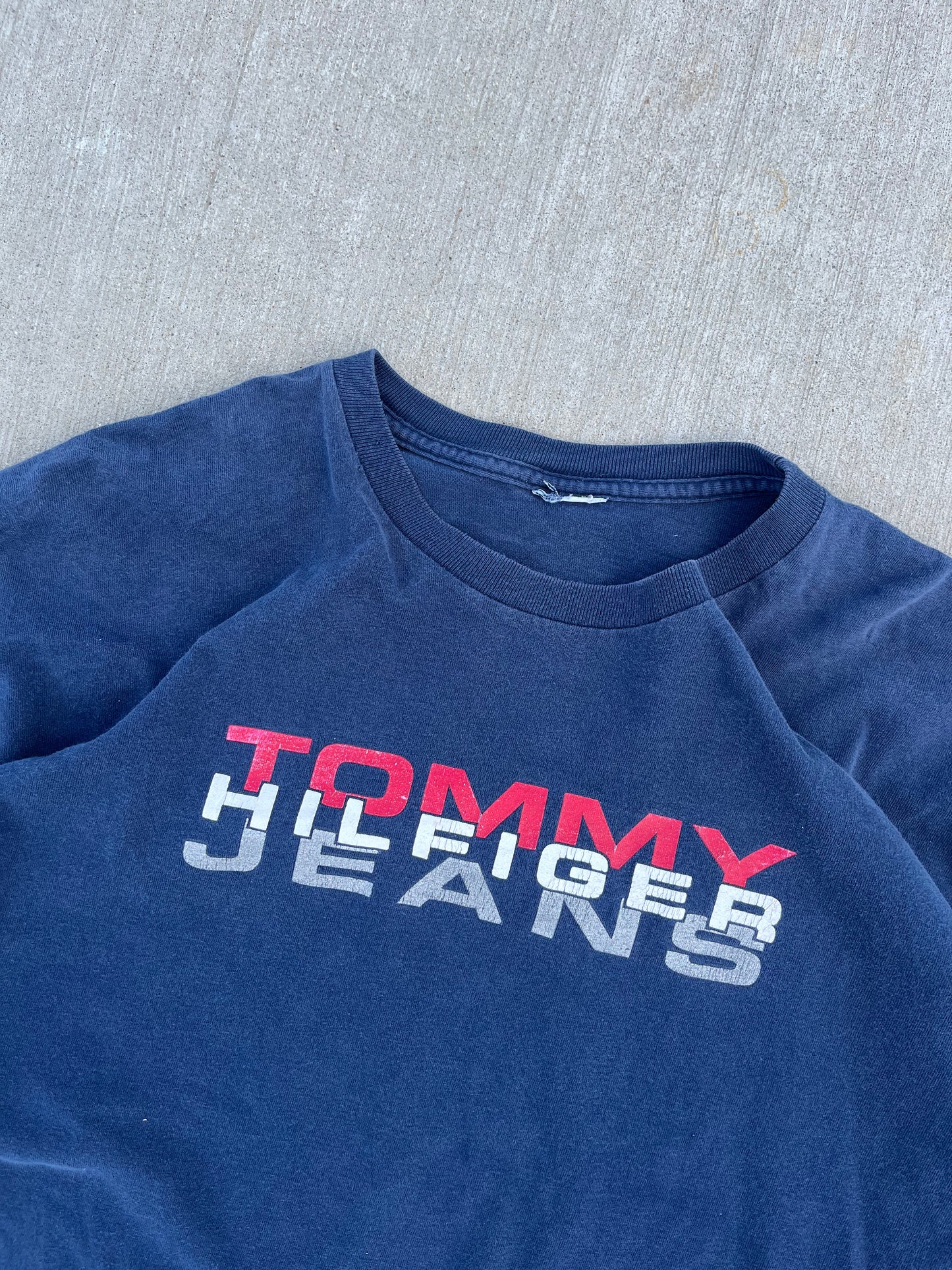 (L) Tommy Hilfiger Long Sleeve Tee