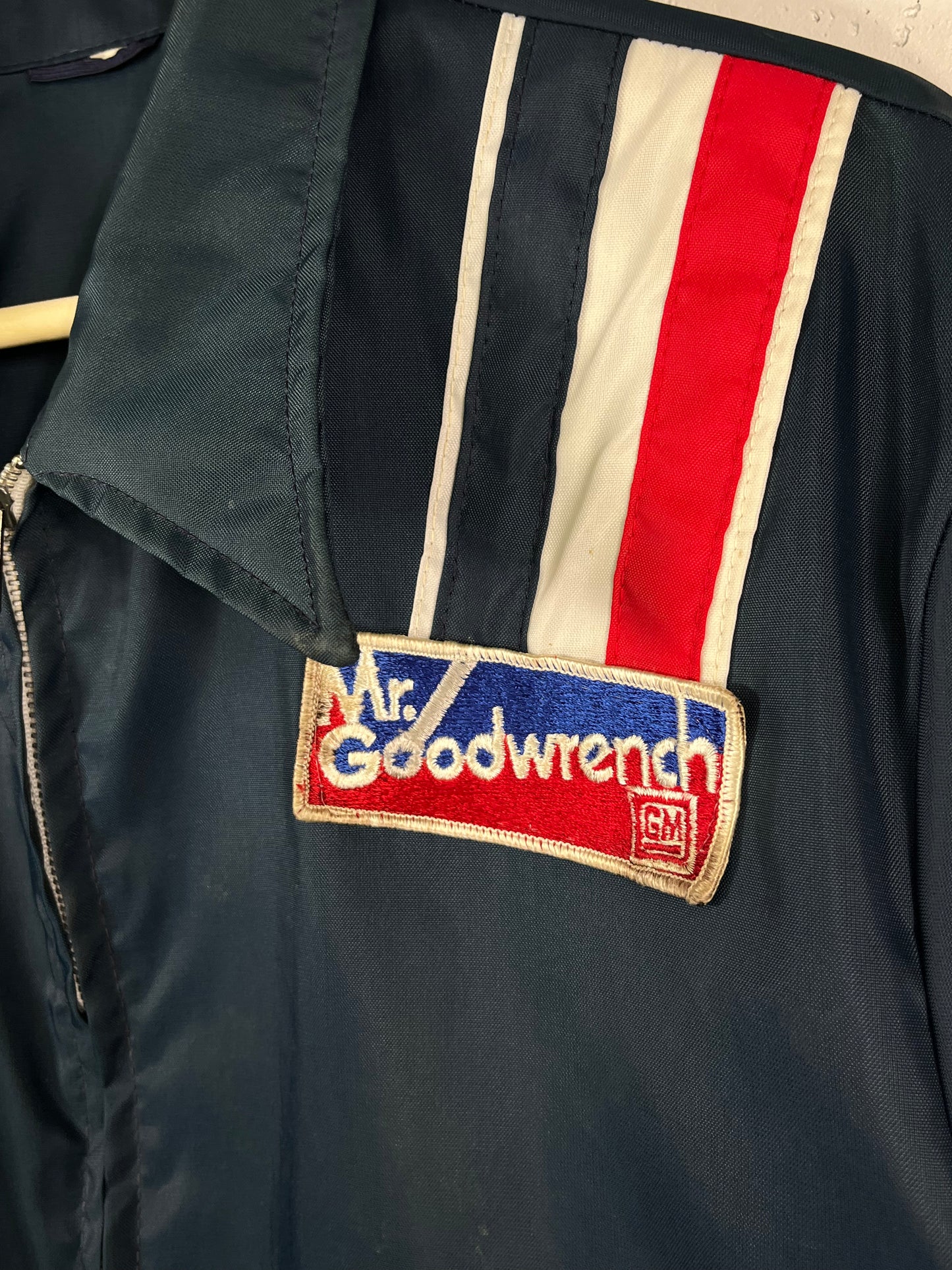 (XL) Vintage Mr.Goodwrench Nylon Zip-Up