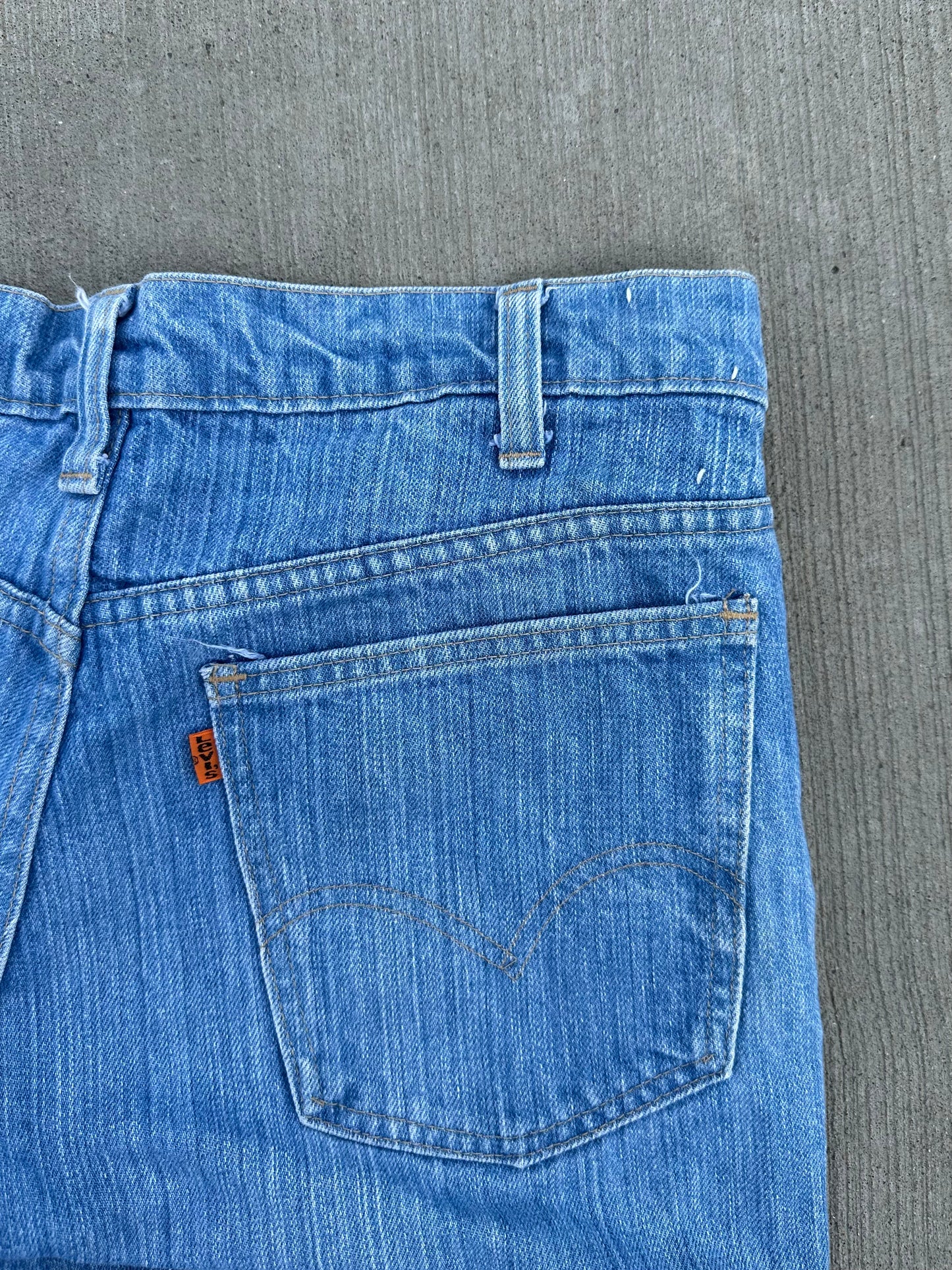 (31 x 30) Vintage 80s Levi Orange Tabs Light Wash Flared Jeans