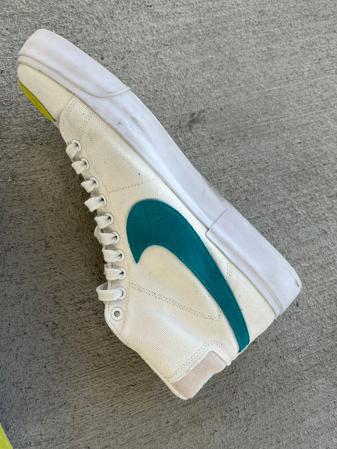 (Mens 12) Nike SB Deconstructed Blazers