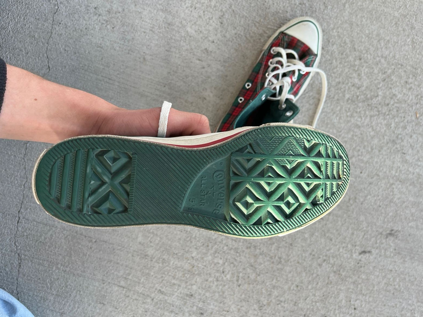 (5.5) 80s Made in USA Christmas Converse